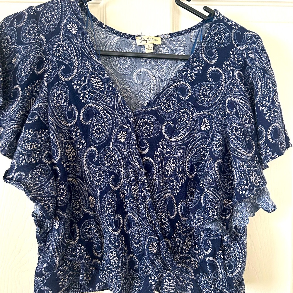 Lily White top